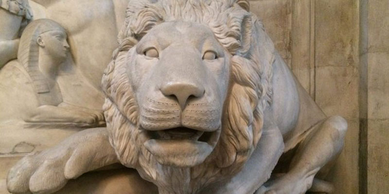 The lion from John Flaxman's memorial to Admiral Lord Nelson (after 1805)